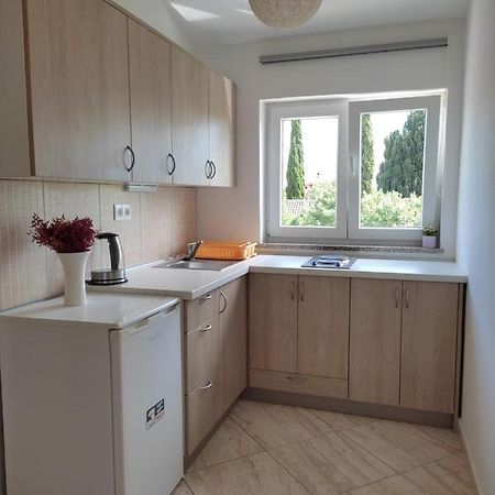 Three Lions Apartment Number 2 Πούλα Εξωτερικό φωτογραφία